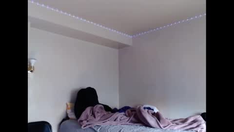 Snapshot of lust_j chatting on September 21, 2025, 7:15 pm LUST online show from September 21, 2025, 7:15 pm