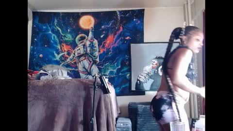 Snapshot of lust_j chatting on October 23, 2025, 9:02 pm LUST online show from October 23, 2025, 9:02 pm