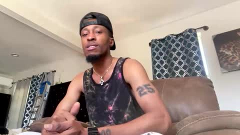 Snapshot of lust_j chatting on November 6, 2025, 6:31 pm LUST online show from November 6, 2025, 6:31 pm