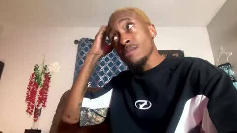 Snapshot of lust_j chatting on November 26, 2025, 3:40 am LUST online show from November 26, 2025, 3:40 am