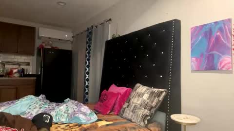 LUST online show from January 12, 2026, 12:54 pm