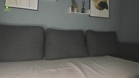 Stephany Richards online show from October 18, 2025, 5:21 am