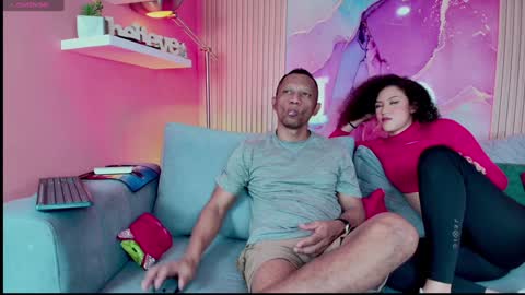 MIKE Y RUBY online show from December 2, 2024, 3:37 am