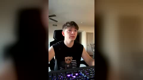 LustfulLives online show from June 27, 2026, 10:37 pm