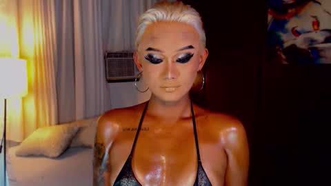AdriannaFowks online show from May 25, 2026, 4:46 pm