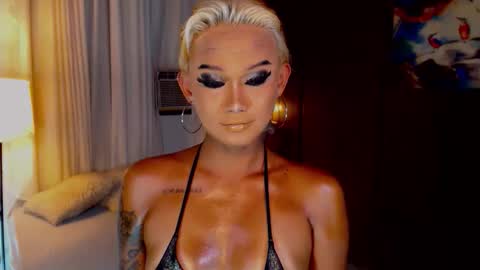 AdriannaFowks online show from June 3, 2026, 3:50 pm