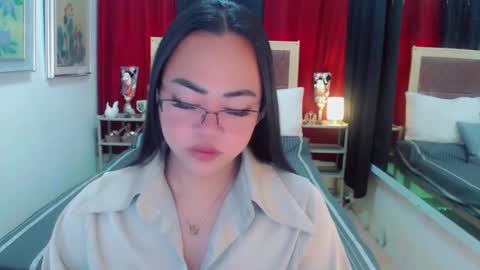 Snapshot of lustfuloffendertrina chatting on March 3, 2025, 9:55 am Trina online show from March 3, 2025, 9:55 am