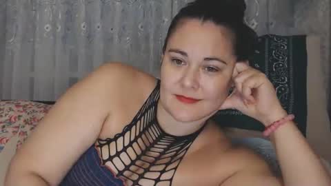 lustifulm online show from September 22, 2025, 10:45 pm