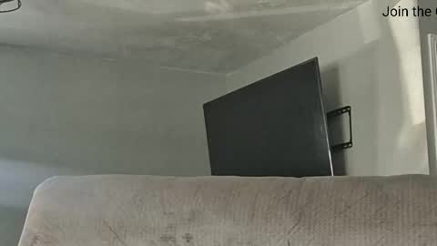  GUY ---  GIRL online show from February 19, 2026, 9:44 pm