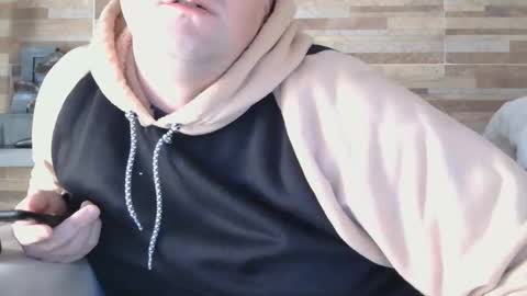 Snapshot of lustonfan chatting on May 18, 2026, 11:38 am lustonfan online show from May 18, 2026, 11:38 am