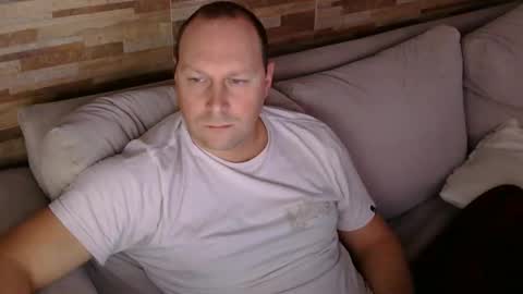 Snapshot of lustonfan chatting on May 29, 2026, 1:20 pm lustonfan online show from May 29, 2026, 1:20 pm