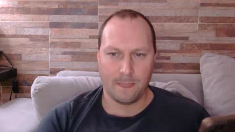 Snapshot of lustonfan chatting on July 24, 2026, 2:15 pm lustonfan online show from July 24, 2026, 2:15 pm