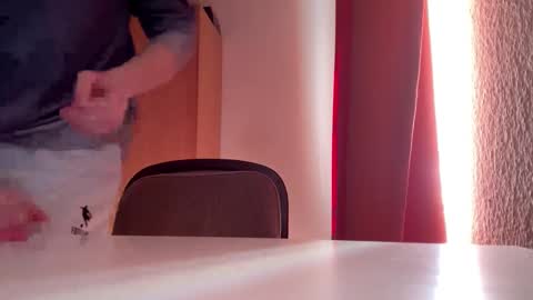 Nik online show from October 21, 2025, 10:05 am