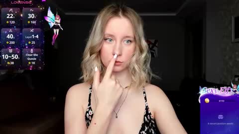 LusyaGreenberg online show from February 23, 2025, 6:34 pm