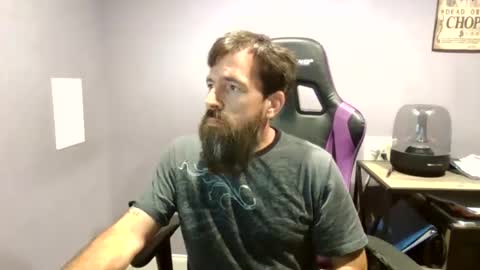 Luv2likslit online show from October 9, 2025, 7:50 am