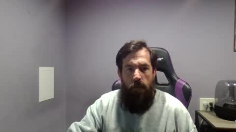 Luv2likslit online show from November 5, 2025, 9:20 am