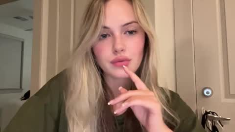 Aimee online show from February 21, 2026, 3:07 am