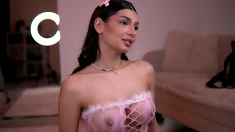 Snapshot of luvcaprice chatting on April 18, 2026, 6:45 pm Caprice online show from April 18, 2026, 6:45 pm
