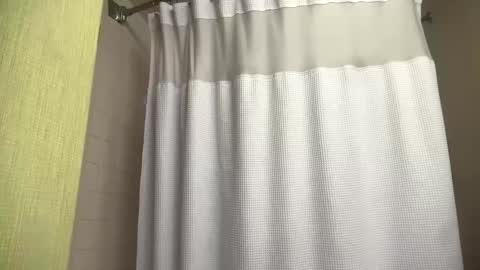 luveatinpussy8 online show from April 16, 2026, 2:45 am