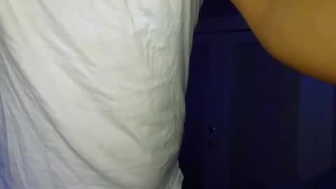 luvforlola online show from February 24, 2025, 8:38 am