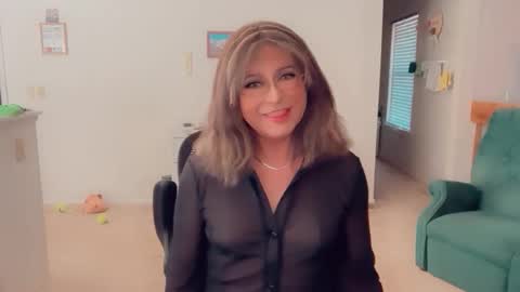 Britney online show from November 14, 2025, 7:34 pm