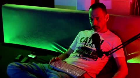 Im a   -  CAMGUY YOU  LIKE to FUCK online show from January 18, 2025, 3:38 pm