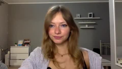 Millie online show from December 20, 2025, 3:41 pm