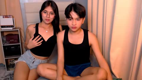 Snapshot of lux_white chatting on February 27, 2025, 12:32 am queen lux online show from February 27, 2025, 12:32 am