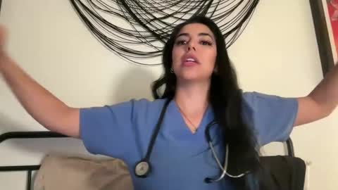 luxcher22 online show from April 1, 2026, 4:24 am