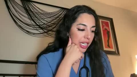 luxcher22 online show from April 18, 2026, 3:54 am