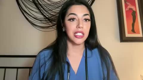 luxcher22 online show from April 23, 2026, 4:24 am