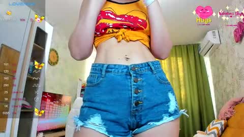 Lucie online show from February 13, 2025, 2:09 pm