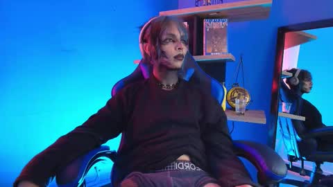 Luxiel 3 online show from February 25, 2026, 10:41 pm