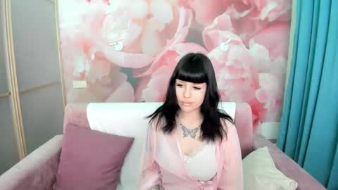 LuxSiren online show from March 16, 2026, 2:50 am