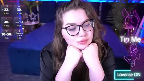 Snapshot of luxsopphia_ chatting on September 17, 2025, 12:40 pm luxsopphia_ online show from September 17, 2025, 12:40 pm