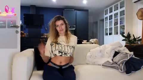 Luxymin online show from February 20, 2025, 8:36 pm