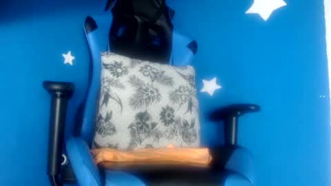 Snapshot of luzzy_cam chatting on July 5, 2026, 9:22 pm luzzy I hope your visit and that we manage to get very hot online show from July 5, 2026, 9:22 pm