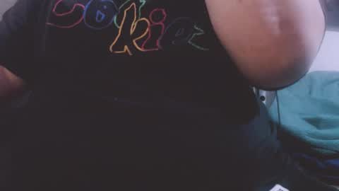 ayoo online show from October 29, 2025, 8:32 pm