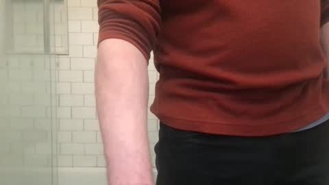 lvguynextdoor440656 online show from March 23, 2026, 10:58 pm