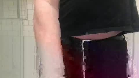 lvguynextdoor440656 online show from March 30, 2026, 11:17 pm