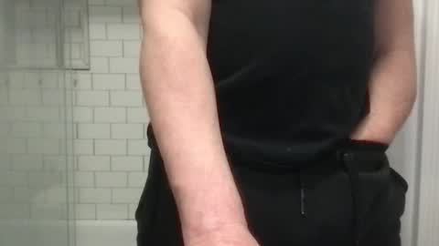 lvguynextdoor440656 online show from April 12, 2026, 3:44 am