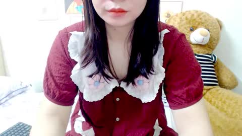Snapshot of ly_ly2005 chatting on November 11, 2025, 7:19 am im mai online show from November 11, 2025, 7:19 am