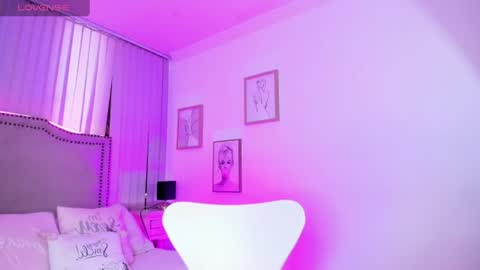 Snapshot of lya_brown chatting on July 13, 2026, 12:08 pm lya_brown online show from July 13, 2026, 12:08 pm