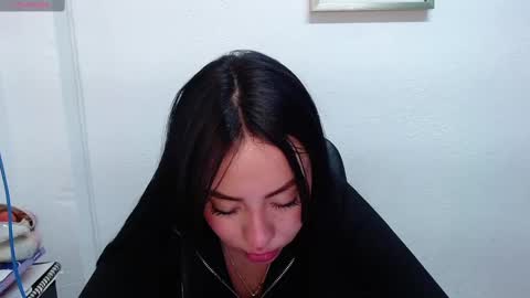  Lya  online show from March 8, 2025, 5:07 am