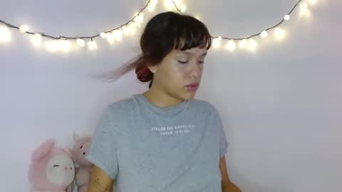 Snapshot of lya_pink chatting on December 8, 2024, 11:46 am lya_pink online show from December 8, 2024, 11:46 am