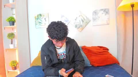 Lyan online show from January 18, 2026, 1:31 am