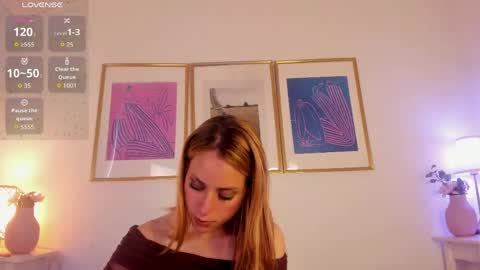 Snapshot of lyana_xz chatting on May 29, 2026, 11:41 am LYA online show from May 29, 2026, 11:41 am