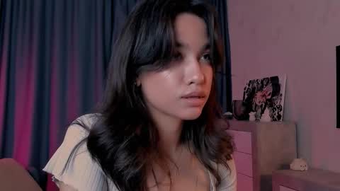 Lyanna online show from October 16, 2025, 8:32 pm