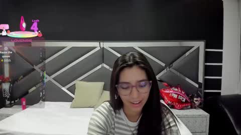 LYA SCOTT online show from September 20, 2025, 11:33 am