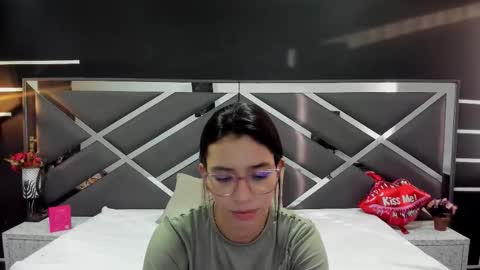 LYA SCOTT online show from September 23, 2025, 11:24 am